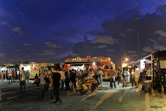 Food Trucks . Foto site: http://blogs.miaminewtimes.com/