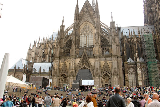 A Catedral gótica, um patrimônio da UNESCO e que atrai multidões