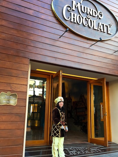 A entrada do Mundo de Chocolate (ao lado da Arezzo na Borges de Medeiros)