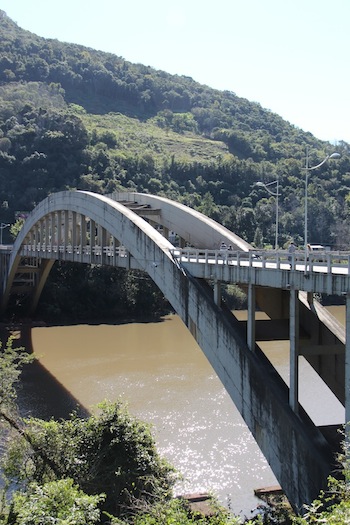 Ponte dos Arcos Rio das Antas