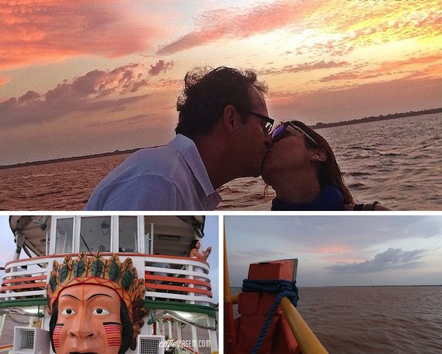 O fim de tarde no passeio de barco é turístico, e bem romântico