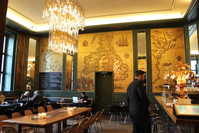 Onde comer em Munique The Golden Bar