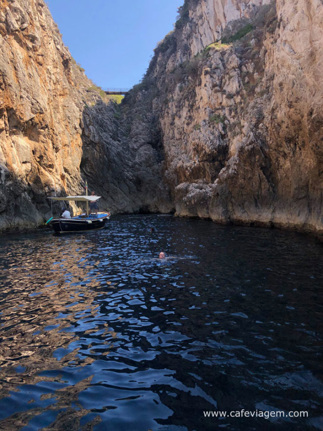 passeio de barco em Capri