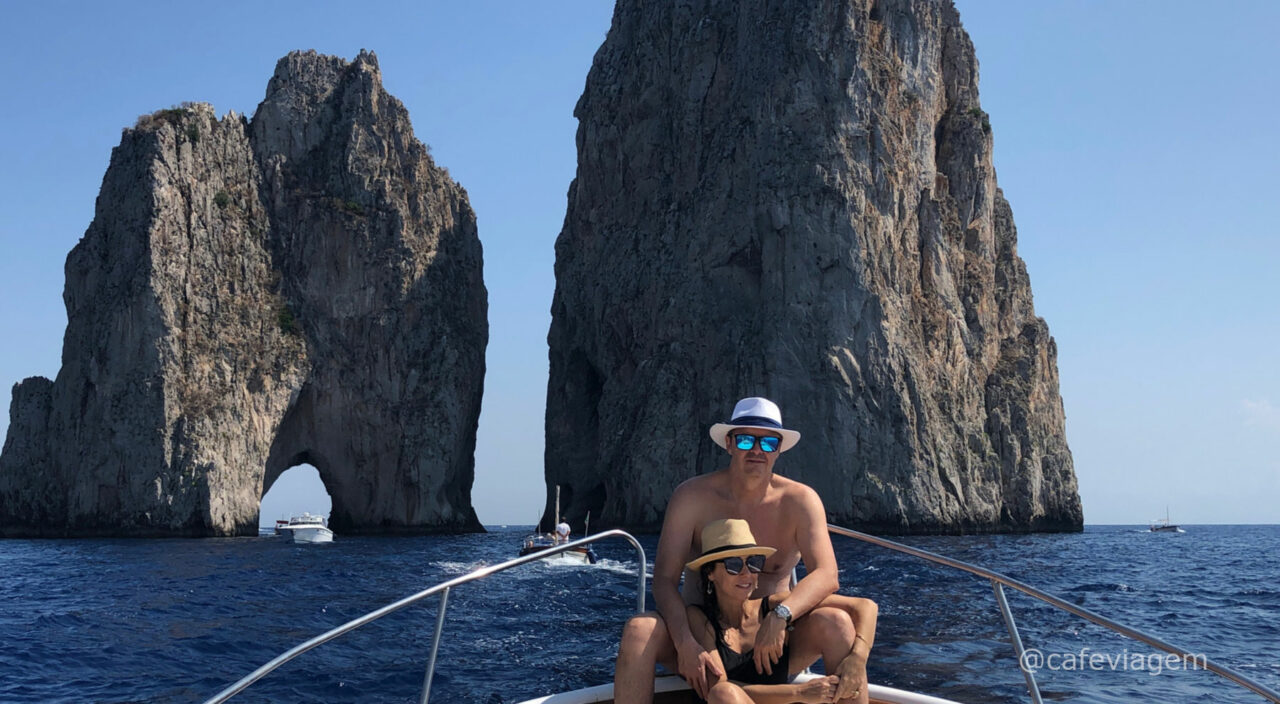 Passeio de barco em Capri: toda a emoção no mar ao redor da ilha