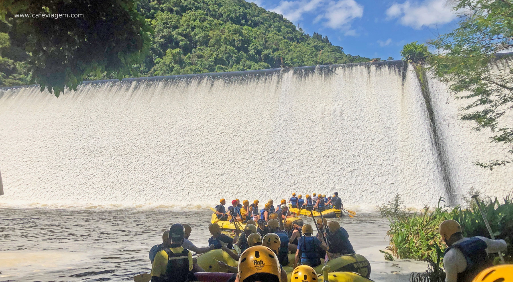 Raft Adventure Park: aventura pelas corredeiras em Três Coroas