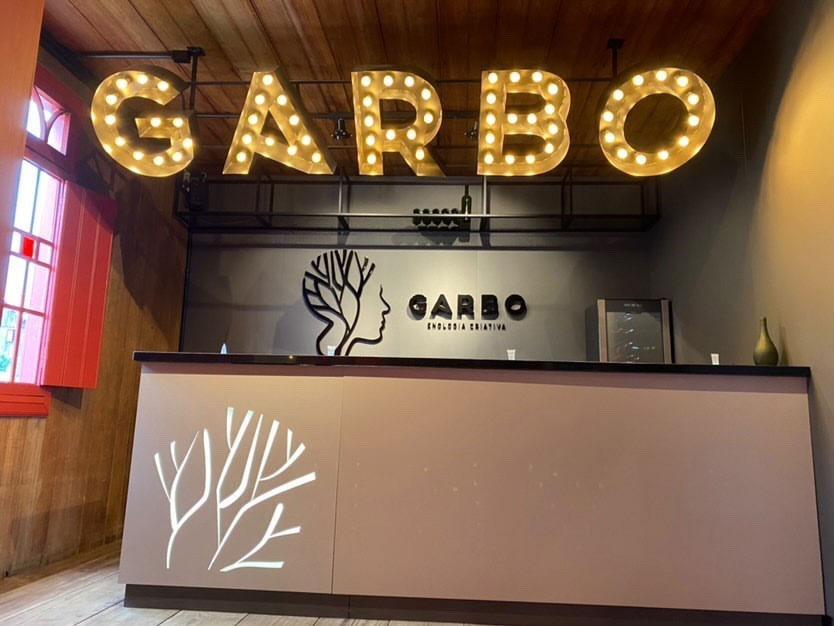 Garbo Enologia Caminhos de Pedra