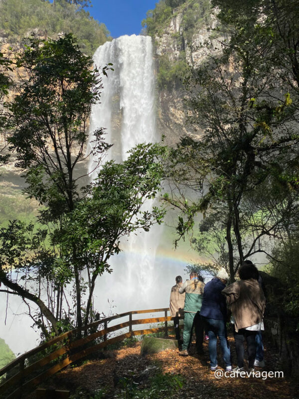 Pé da Cascata do Caracol