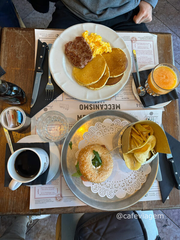 café da manhã no Trastevere