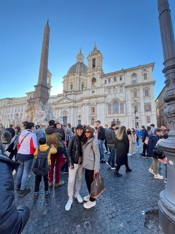 Guia em Roma falando português 