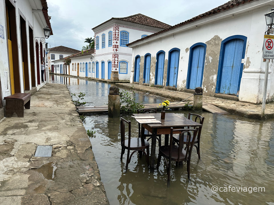 onde comer em Paraty