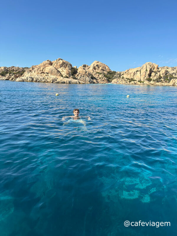 barco em la Maddalena Sardenha